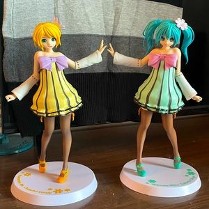 Rin and Miku Collection Figures